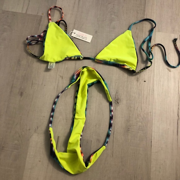 Sami’s bikinis infamous and sold out tie dye set🌈 - Picture 4 of 5